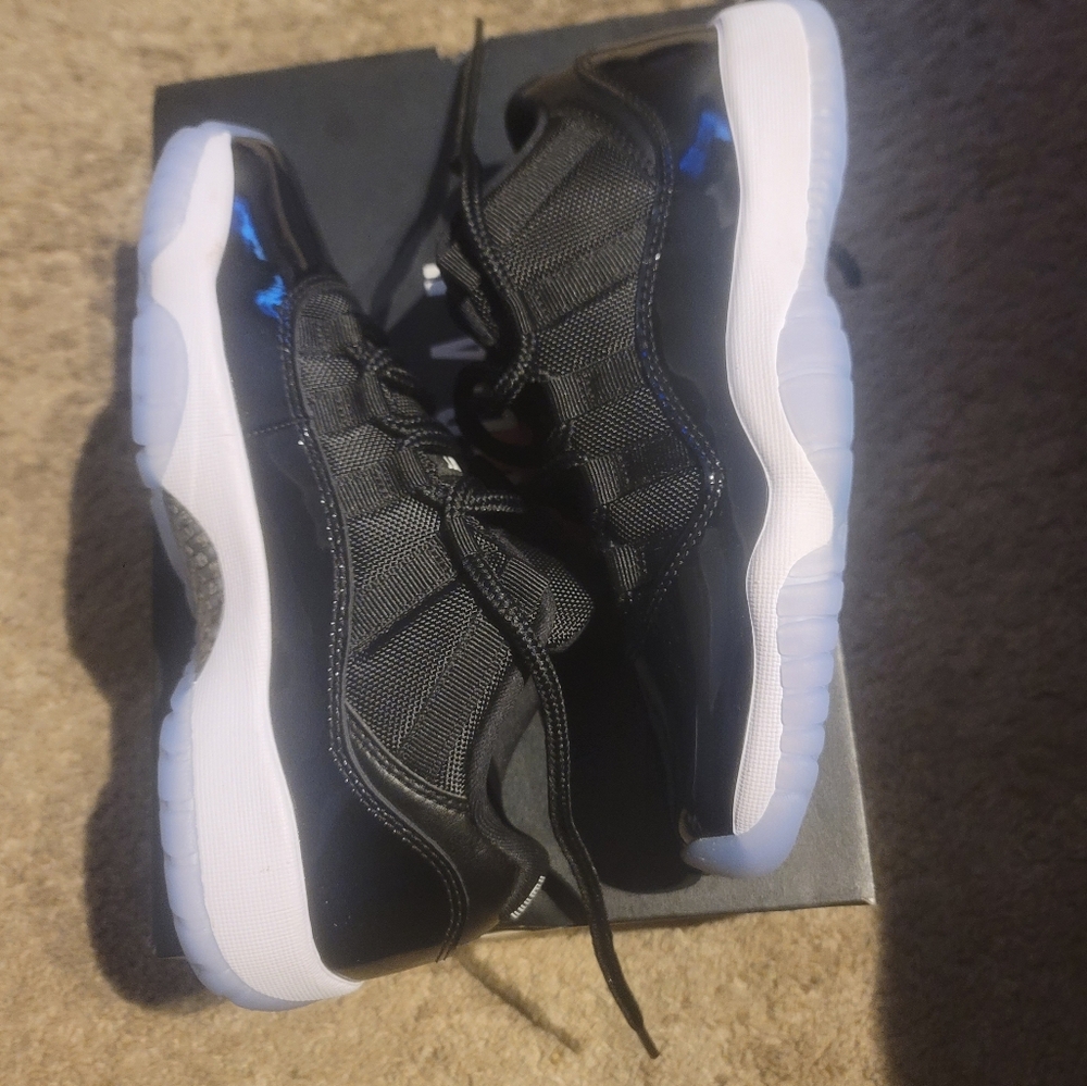 Jordan Xl low (Space Jam)